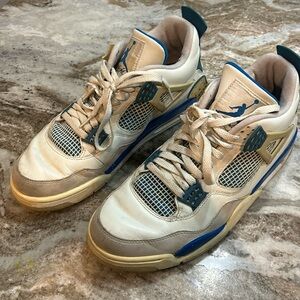 BEATERS****** AIR JORDAN 4 RETRO 'MILITARY BLUE' 2006 Men’s size 10.5